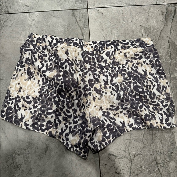 Joie Black and Cream Patterned High Waist Shorts - Picture 3 of 3
